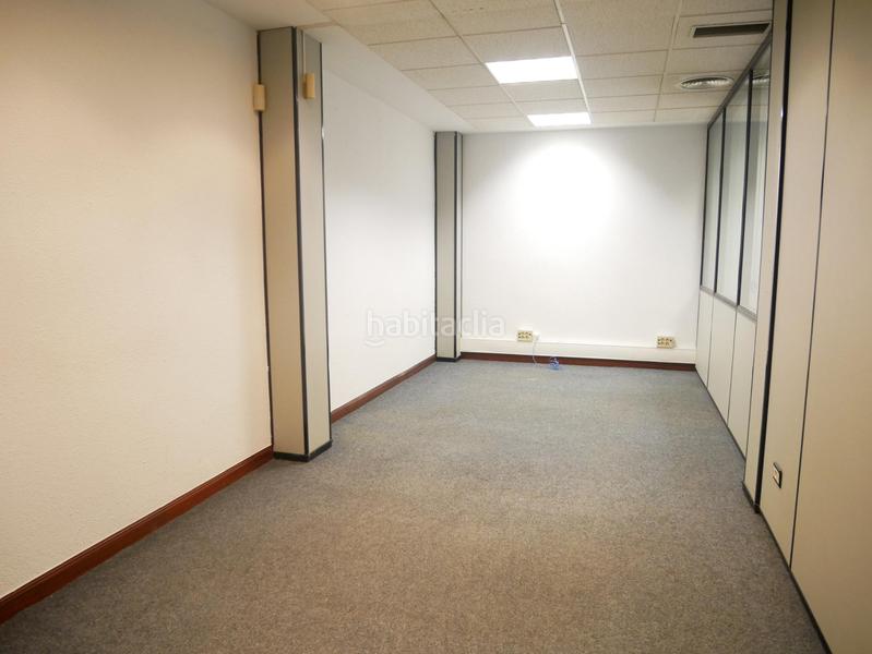 Foto d4714bdf-4ac3-4536-a555-2707f461d2d3. Miete büro mit heizung in Pozokoetxe Basauri