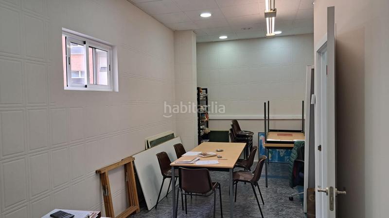 Foto 1b198608-bf47-4d5e-9319-bd43d0e03b20. Alquiler local comercial alquiler de oficinas independientes en zona ambulatorio en Basauri