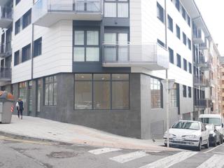 Lloguer Local Comercial a Centro-Ariz-Uribarri. Gran local comercial en el centro de basauri