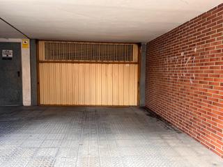 Parking voiture à Kalero-Basozelai. Parcela de garaje en venta en zona basozelai