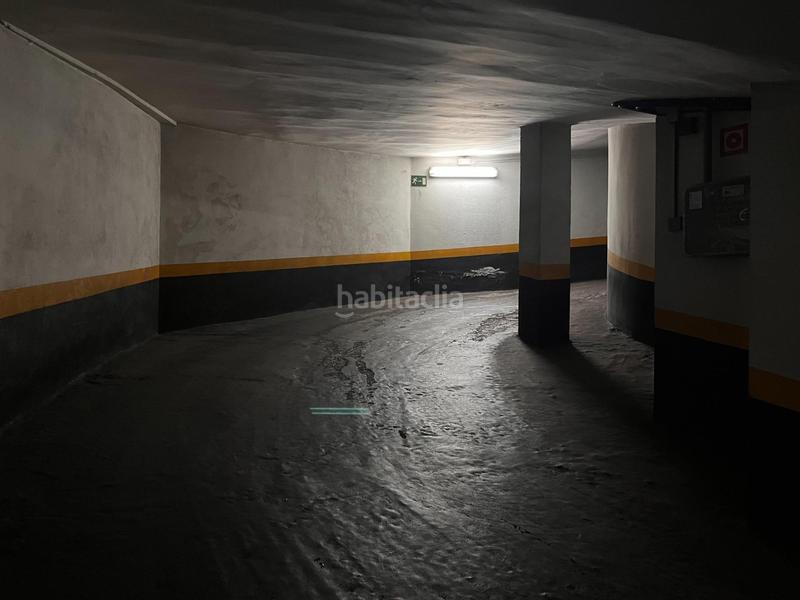 Foto f193d6a4-2439-4808-8cbb-5b79ba94cffd. Autoparkplatz in Kalero-Basozelai Basauri