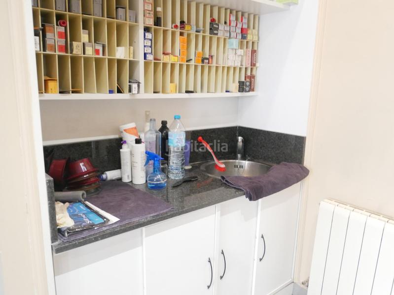 Foto fbe67673-fdb3-43a8-822d-9c3b192d2e93. Local comercial a Centro-Ariz-Uribarri Basauri