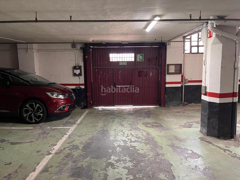 Foto 4718f373-c397-4892-ace1-f256175e4974. Aparcament cotxe a San Miguel Basauri