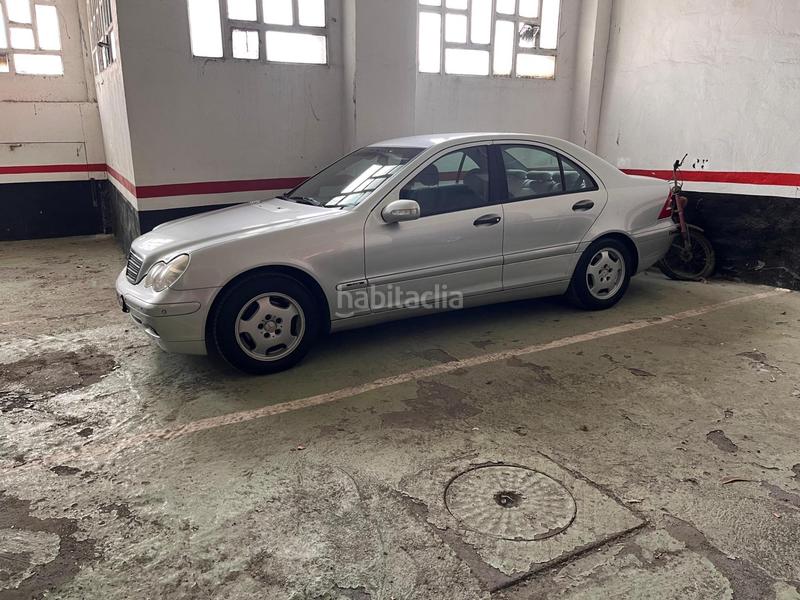 Foto 763b9be2-93d0-4ac8-95ef-a957c412f1e7. Aparcament cotxe a San Miguel Basauri