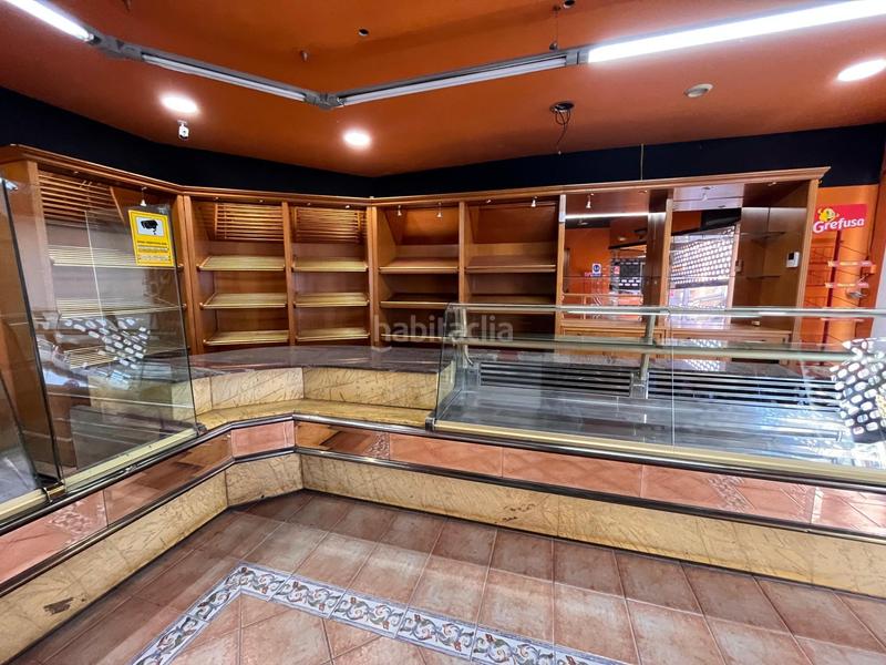 Foto 5d48449c-be6f-44cb-af39-cbd18fee2eab. Alquiler local comercial local muy comercial acondicionado como panadería en zona ayuntamiento. en Basauri