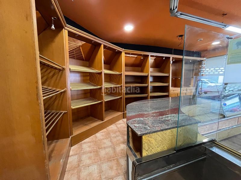 Foto 36c1fcdc-cb9b-41d8-8101-b827ca376cba. Lloguer local comercial a Kalero-Basozelai Basauri