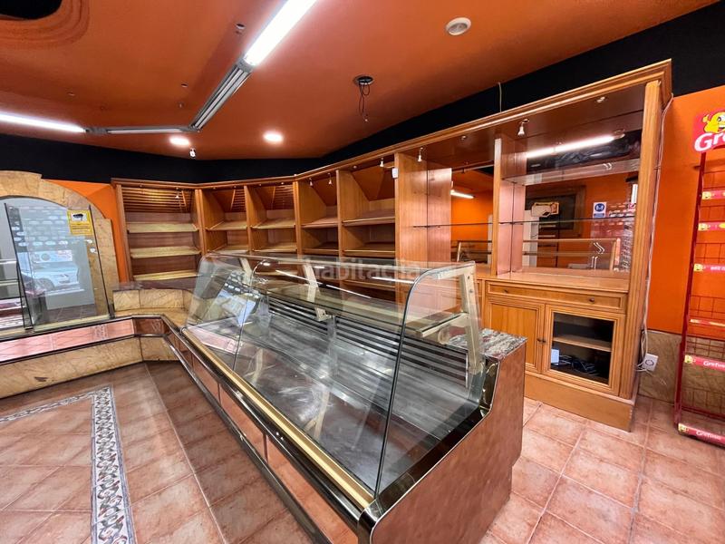 Foto f097085d-63fe-462b-8aef-baa27b8c38fd. Lloguer local comercial a Kalero-Basozelai Basauri