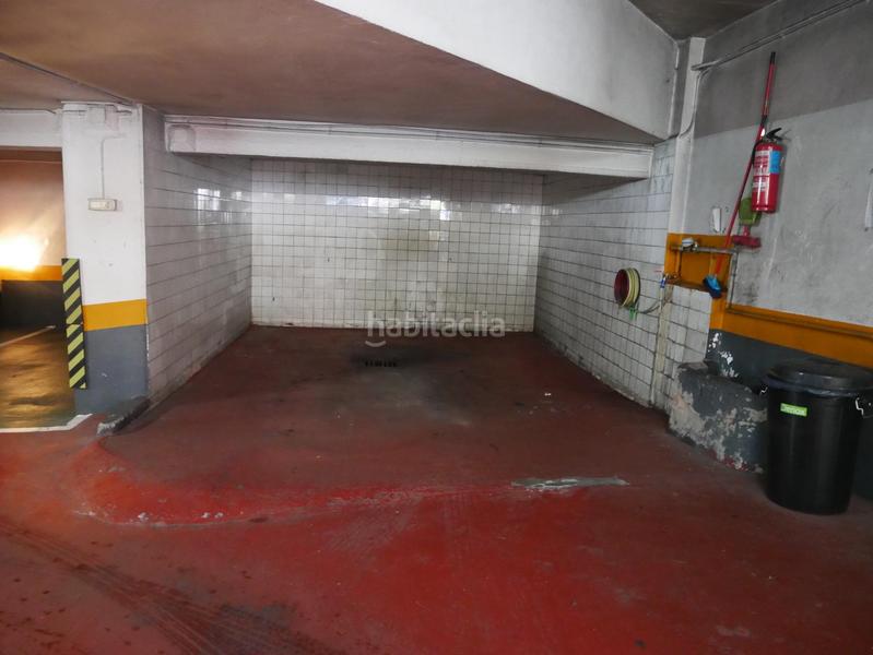 Foto af6d98a4-0ed3-462e-9c61-4b7fd16aa585. Autoparkplatz in Centro-Ariz-Uribarri Basauri