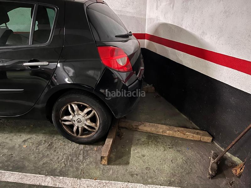 Foto abf98747-e2d3-45ef-8313-6ad72a6c603f. Autoparkplatz in Kalero-Basozelai Basauri