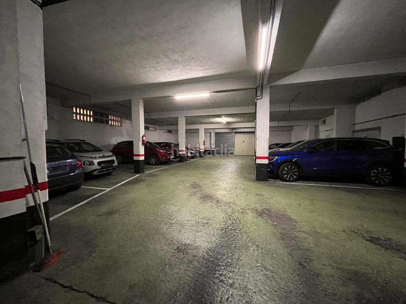 Foto b9143624-8985-4bd0-b01b-2ebb79b71a79. Autoparkplatz in Kalero-Basozelai Basauri