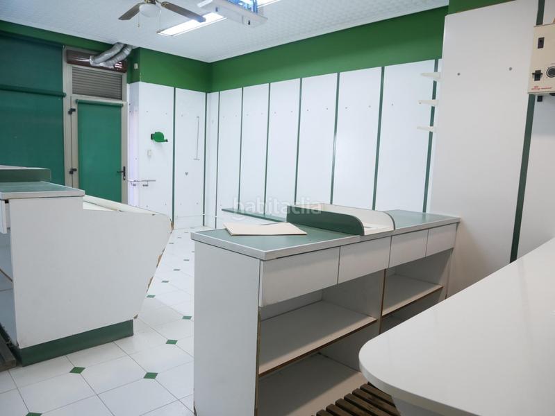 Foto b14e936a-7565-4457-bae1-998031cf1479. Alquiler local comercial  en pleno centro con cámara de frío en Basauri