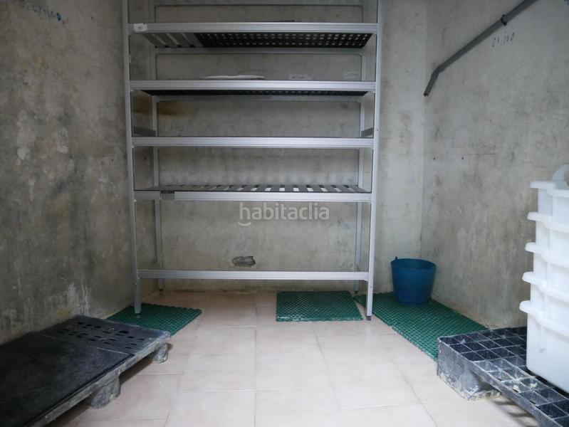 Foto fcebf399-c035-4b12-970d-72b724099f20. Alquiler local comercial  en pleno centro con cámara de frío en Basauri