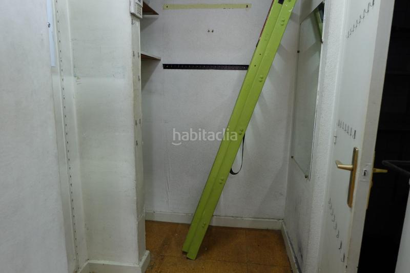 Foto 25b47af0-e8ba-4a8c-9a46-d1f2162ffd08. Alquiler local comercial coqueto local comercial en alquiler en zona centro en Basauri