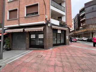 Lloguer Local Comercial a Centro-Ariz-Uribarri. Oportunidad única local diáfano en pleno centro para todo tipo d