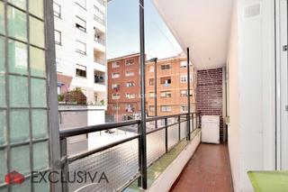 Appartamento en Kalero-Basozelai. Piso totalmente exterior de 3 dormitorios con ascensor cota cero