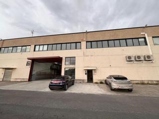 Nau industrial a Galdakao. Oportunidad pabellón industrial con oficinas renovadas y moderna
