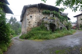 Masia a Zeberio. Caserío de piedra de 280m en un entorno natural, en el barrio de