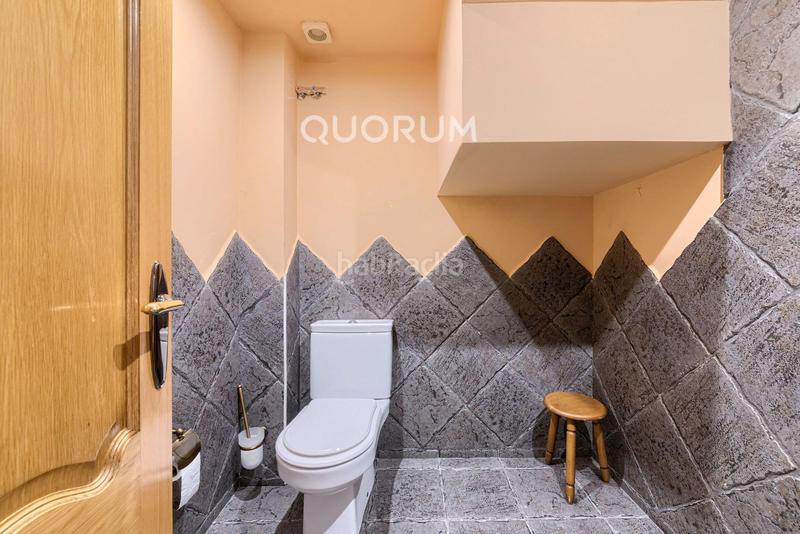 Foto 25d74e02-f197-492c-bee6-72bc97c1a910. Casa a schiera con riscaldamento parcheggio in Kalero-Basozelai Basauri