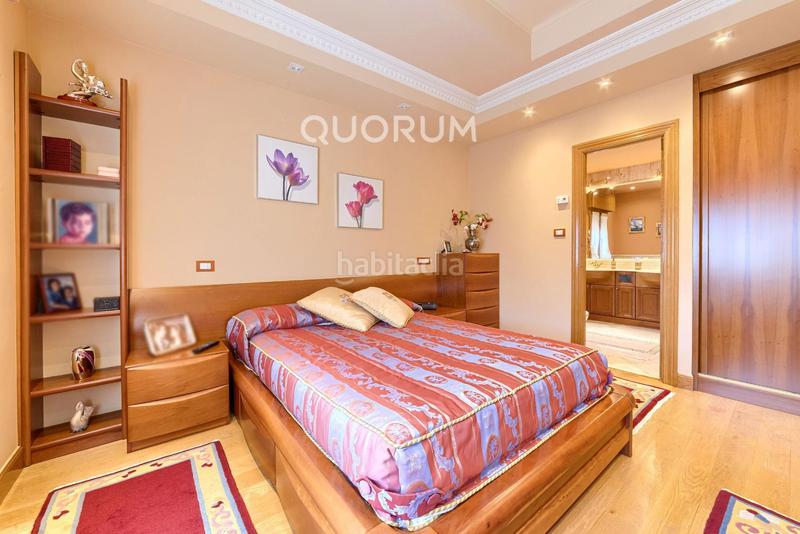 Foto 506f304f-73e3-4b7c-9eea-df5b250e7e8c. Casa a schiera con riscaldamento parcheggio in Kalero-Basozelai Basauri