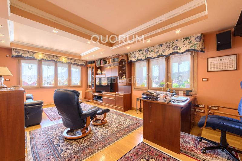 Foto 533f76f8-1f4a-4276-9062-5a0b365ccb68. Casa a schiera con riscaldamento parcheggio in Kalero-Basozelai Basauri