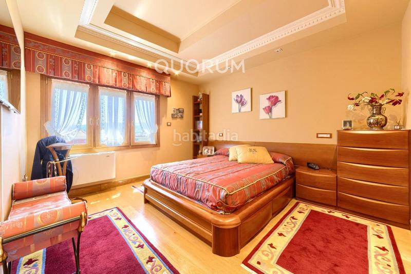 Foto 552e8ff3-b780-4498-bfe9-09781e436e75. Casa a schiera con riscaldamento parcheggio in Kalero-Basozelai Basauri