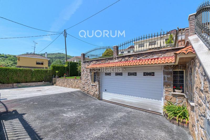 Foto 55a92fae-2e20-442a-9994-b15c90de483d. Casa a schiera con riscaldamento parcheggio in Kalero-Basozelai Basauri