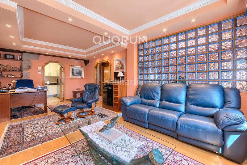 Foto 7baee524-8fa0-4fcd-93a1-51ec8d8f7a39. Casa a schiera con riscaldamento parcheggio in Kalero-Basozelai Basauri