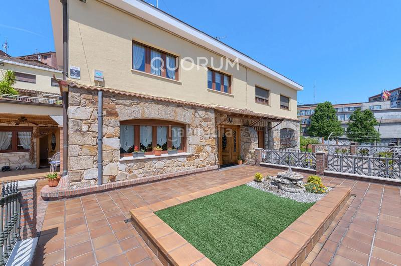 Foto 84ccc471-129e-4127-9166-5d490354975a. Casa a schiera con riscaldamento parcheggio in Kalero-Basozelai Basauri