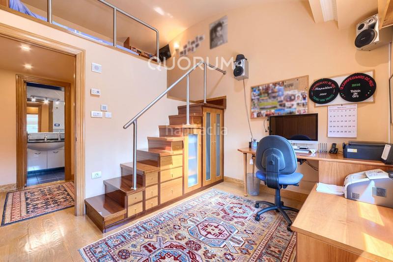 Foto 96ad752d-e17c-49e1-8c5a-b63235d635f6. Casa a schiera con riscaldamento parcheggio in Kalero-Basozelai Basauri