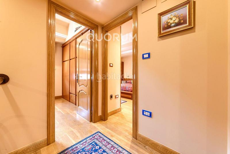 Foto d3be4f5f-be85-4349-b3d8-94a099f2e3f0. Casa a schiera con riscaldamento parcheggio in Kalero-Basozelai Basauri