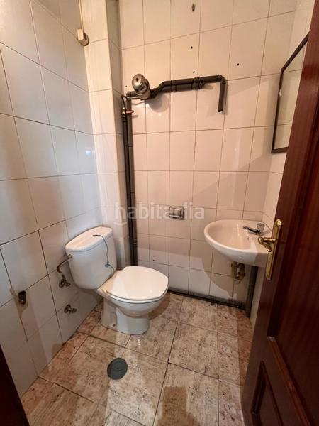 Foto deba83d2-01c9-4e2a-bc01-3b12122fbd87. Lloguer local comercial a Centro-Ariz-Uribarri Basauri