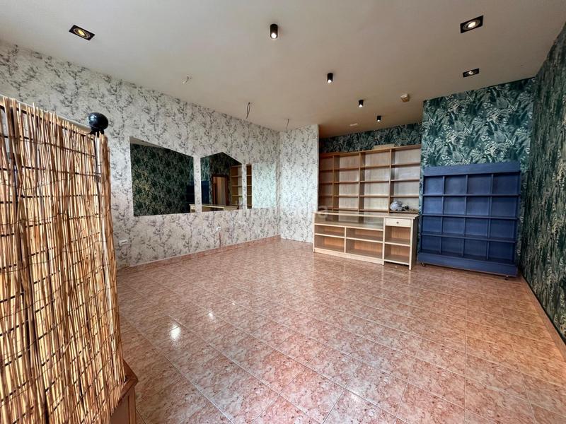 Foto e92ca448-750d-47e0-b561-2764af97e179. Lloguer local comercial a Centro-Ariz-Uribarri Basauri