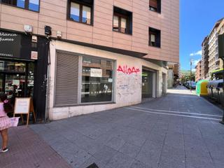 Lloguer Local Comercial a Centro-Ariz-Uribarri. Local muy comercial en pleno centro de basauri, zona de paso