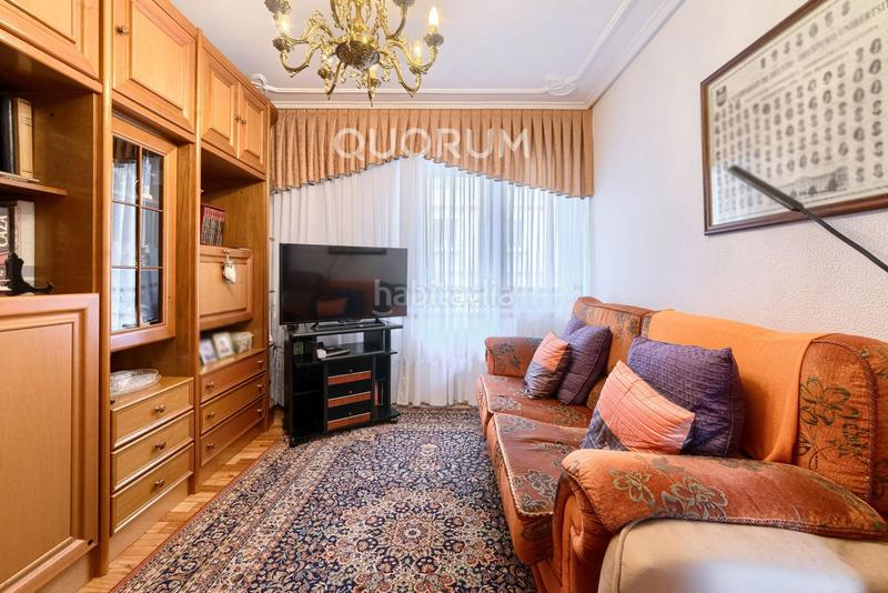 Foto be4a68a8-e61e-4f4e-814b-842590a2f57b. Piso  para entrar a vivir de 3 dormitorios con dos balcones con parcela de garaje opcional en zona basozelai en Basauri