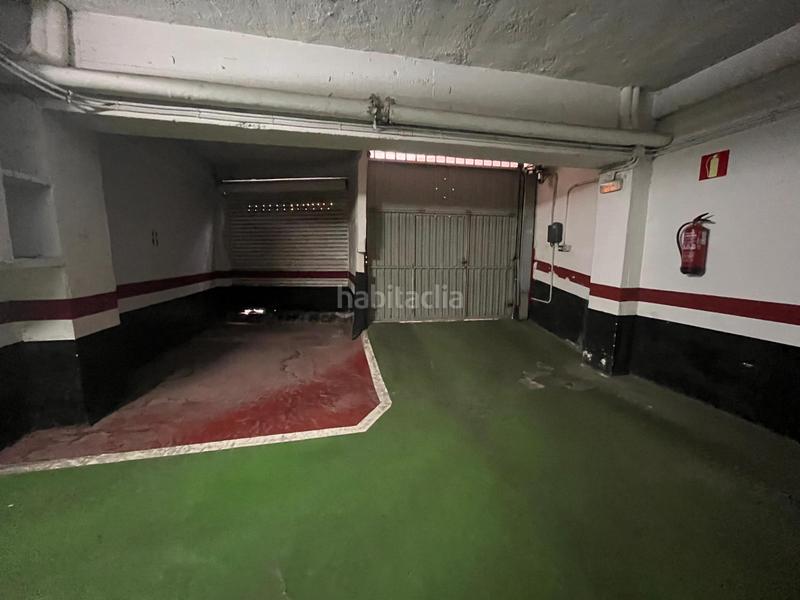 Foto 02d527c5-ec8a-445e-8bc9-a17bcc5f92e8. Parking voiture dans Kalero-Basozelai Basauri