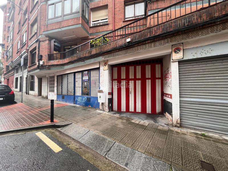 Foto 722ba366-84b9-42b5-8a52-d0f4f3d9f016. Parking voiture dans Kalero-Basozelai Basauri