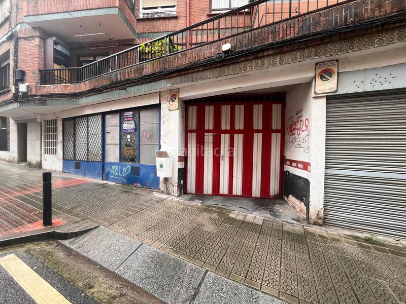 Foto e4c86d19-549c-4e19-8050-1efe46b32dfb. Parking voiture dans Kalero-Basozelai Basauri