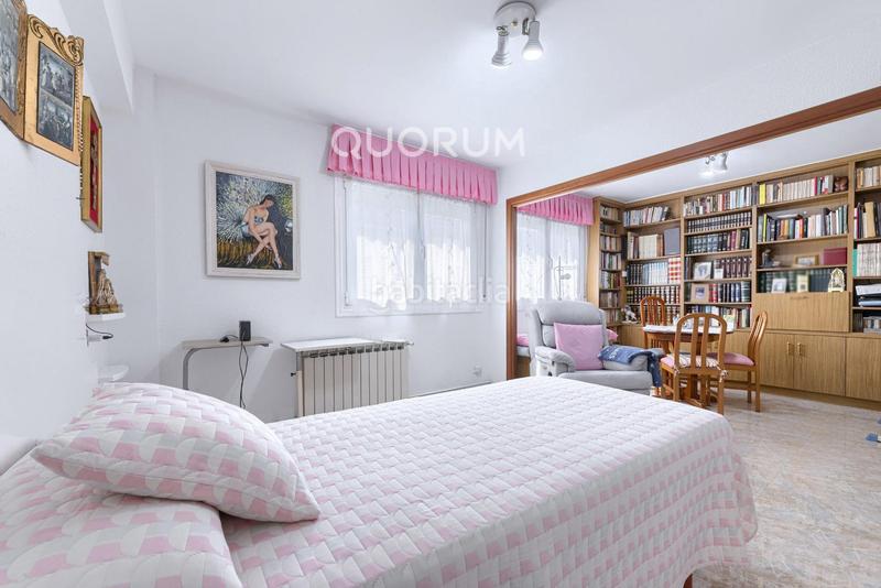 Foto bfa68416-e6c8-45e6-93d3-a1f83c25be4f. Piso amplia y luminosa vivienda de 4 dormitorios y 2 baños con ascensor y parcela de garaje opcional en pleno centro en Basauri