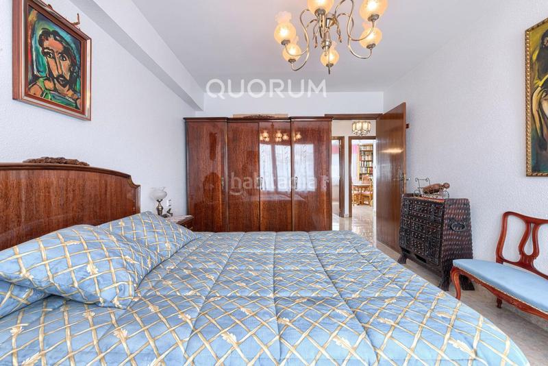 Foto cc6312ca-f4c5-40bc-ab93-3f1fa6e57d03. Piso amplia y luminosa vivienda de 4 dormitorios y 2 baños con ascensor y parcela de garaje opcional en pleno centro en Basauri