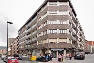 Local Comercial en Centro-Ariz-Uribarri