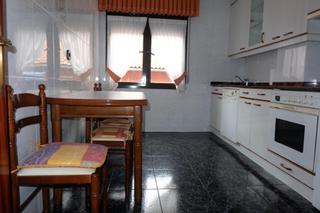 Appartement à Kalero-Basozelai. Piso para entrar a vivir de 2 dormitorios con trastero incluido