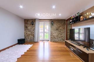 Appartamento en San Miguel. Piso de tres dormitorios con gran saln y amplia cocina en zona