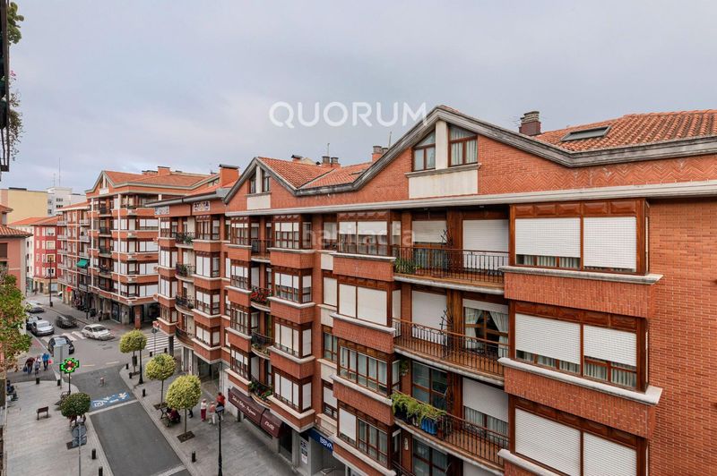 Foto abfb09d7-84db-4564-812d-5b4755095ab5. Flat with heating in Arrigorriaga