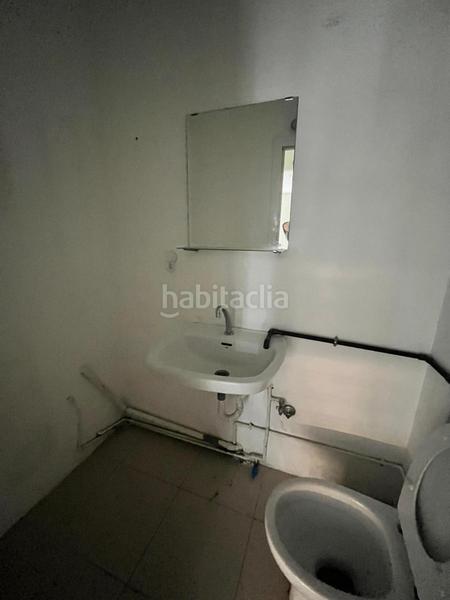 Foto 7a7d1980-b5e1-4e73-9db6-db8328d49c1a. Location local commercial dans Centro-Ariz-Uribarri Basauri