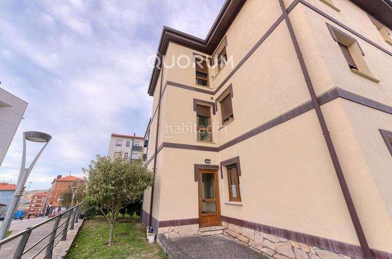 Foto 921e7fbb-2e5e-4681-9c62-3fa289536ea8. Pis amb calefacció a Kalero-Basozelai Basauri