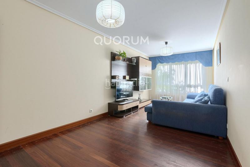 Foto 60986008-7302-4804-a442-f777e725743a. Flat with heating parking in Zeberio