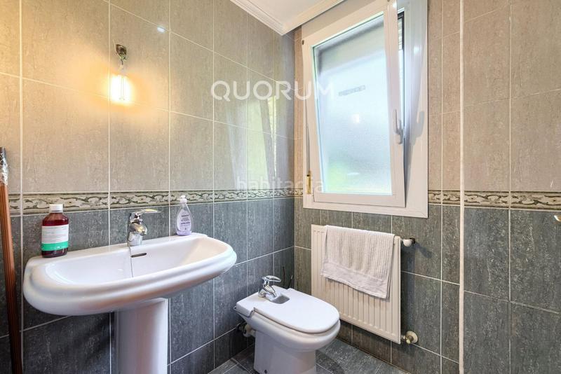 Foto b8c9ac79-0117-4c0f-ac51-e2a751dfaf4a. Flat with heating parking in Zeberio