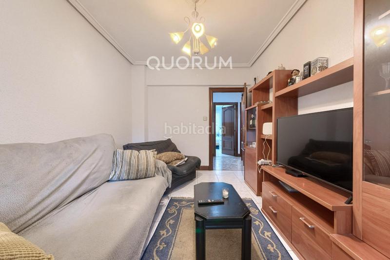 Foto b493b198-989b-4b63-b796-9a715f9d2c68. Flat with heating in Centro-Ariz-Uribarri Basauri