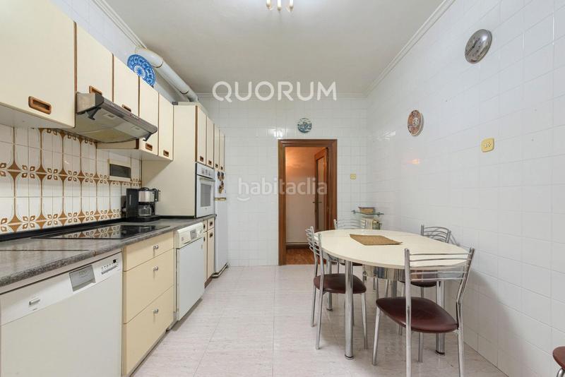 Foto 66ae535d-dcc0-479b-b635-98281944a60f. Pis amb calefacció a Centro-Ariz-Uribarri Basauri