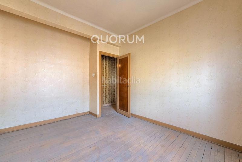 Foto 68dd1247-6024-4c42-91cd-0a350347b7b9. Piso  luminoso con bonita distribución para decorar a tu gusto de 3 dorm. con balcón en ugaomiraballes en Ugao - Miraballes